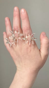 Image 1 of Bague étoile de verre