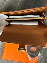 Image 3 of Hèrmes Wallet on Chain