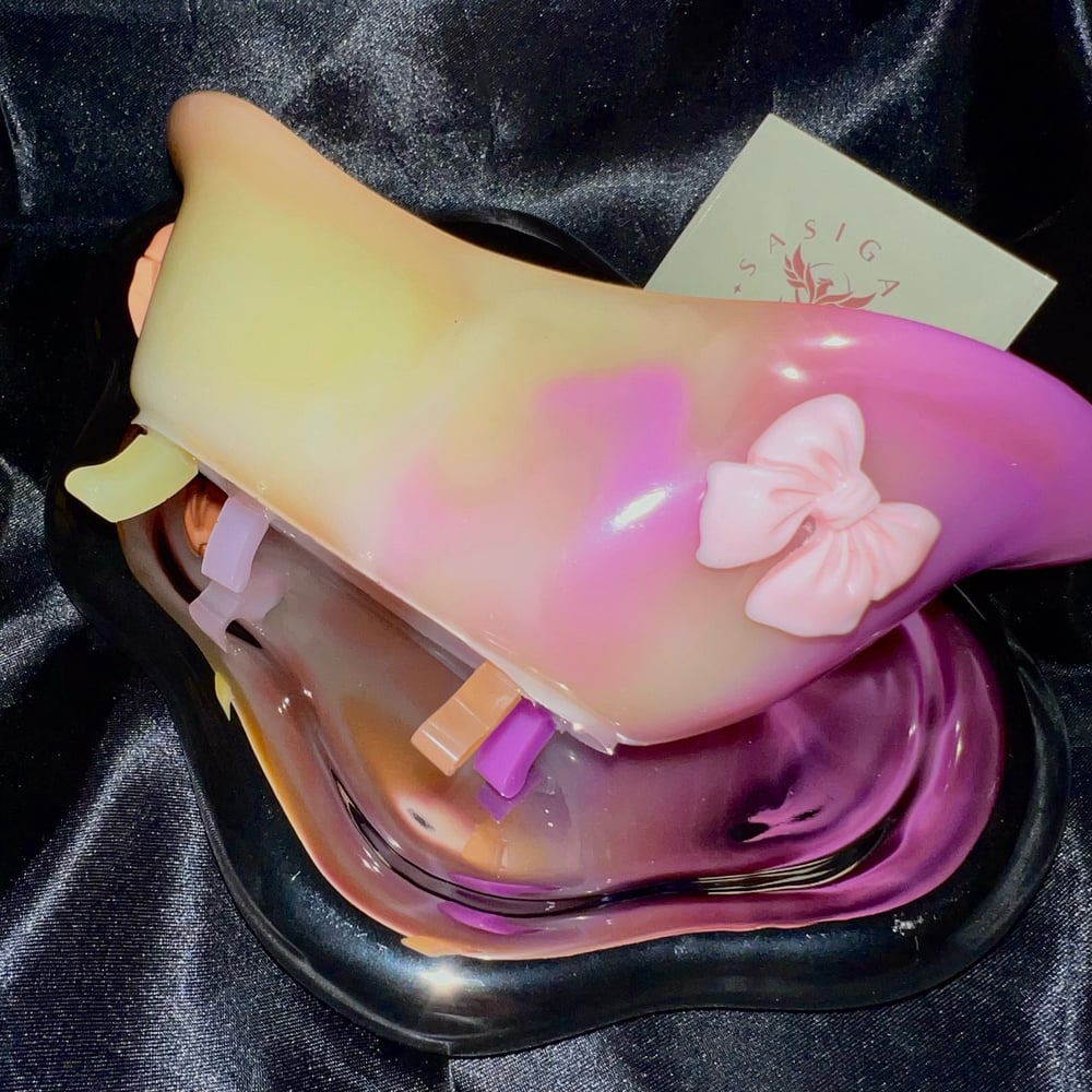 Image of Coquette Color Game