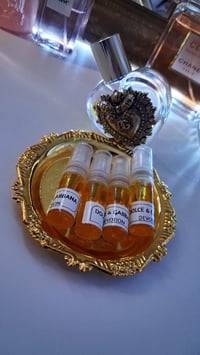 Image 2 of Decanter Samples 