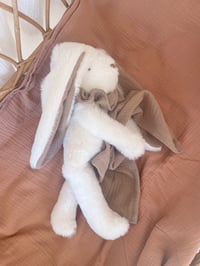 Image 5 of  LAPIN TOUT DOUX FOURRURE GRAND MODÈLE 