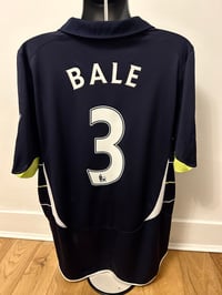 Image 3 of Tottenham Hotspur “BALE 3” 2010/11 Third Shirt + PL patches (L) 
