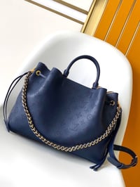 Image 10 of The Bella bag (many colors)