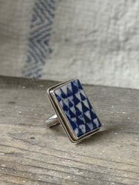 Image 3 of Porcelain ring - triangles