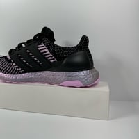 Image 10 of ADIDAS ULTRABOOST 5.0 DNA BLACK ALMOST PINK WOMENS RUNNING SHOES SIZE 9 LILAC PRIMEKNIT NEW