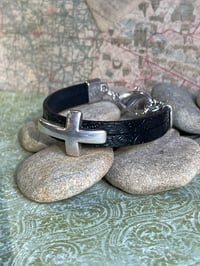 Image 12 of Double Strand Cross 