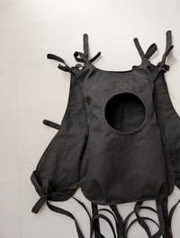 Image 2 of TRAVAIL VEST