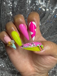 Image 2 of Stiletto  Always on point gel  press on nails