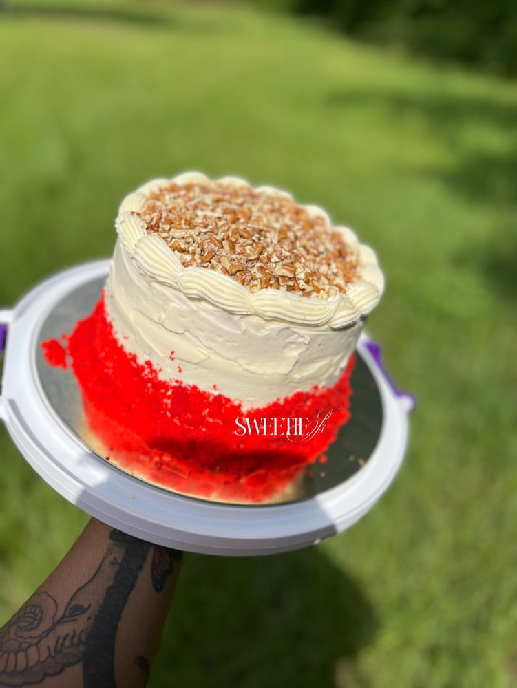 Image of 3 layer cakes 