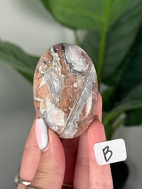 Image 2 of SANGRIA LACE AGATE PALM STONES LOT 1