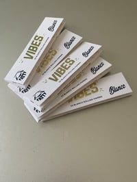 Image 4 of  5 packs of VIBES® Blanco Fatty Size Papers