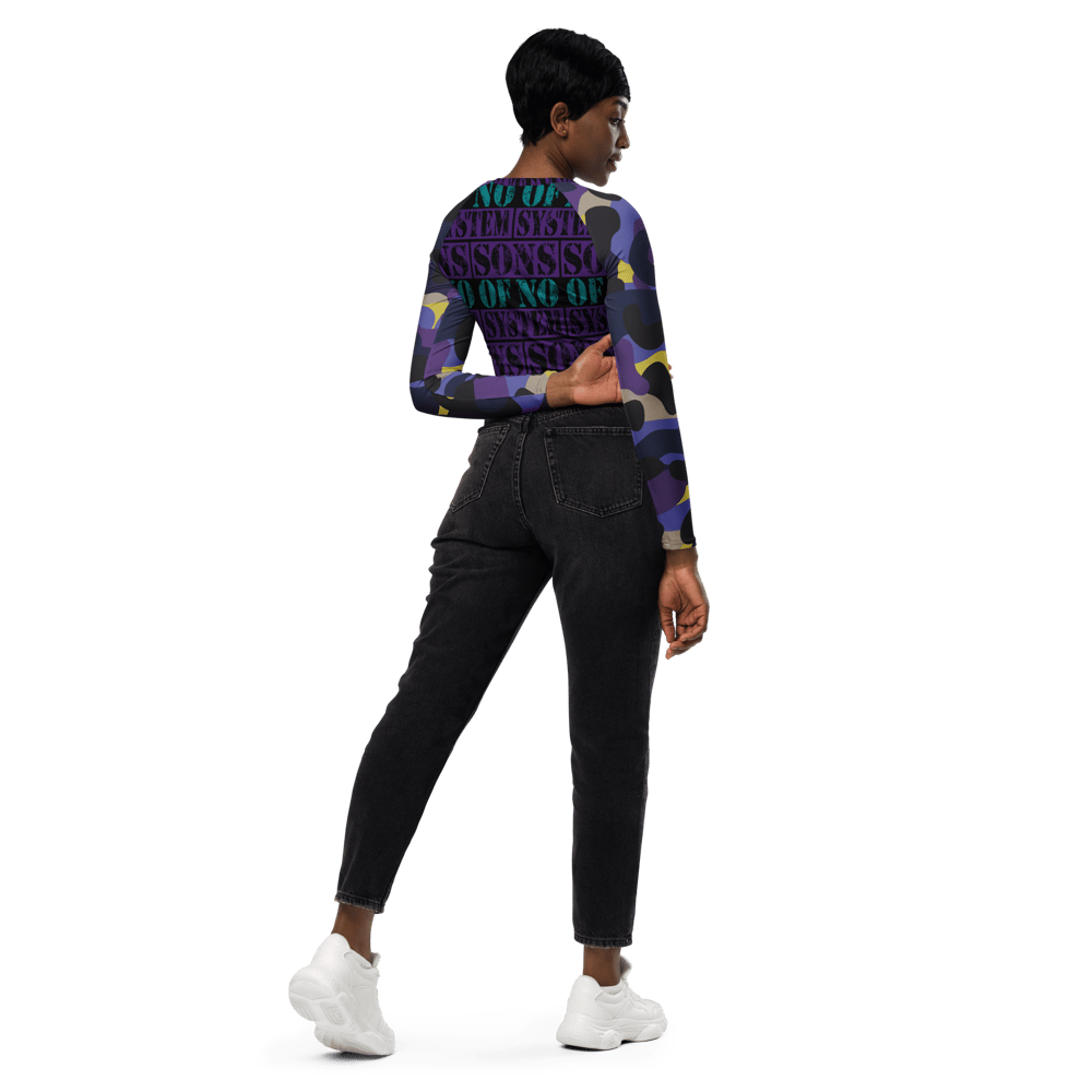 LONG-SLEEVE CROP TOP 