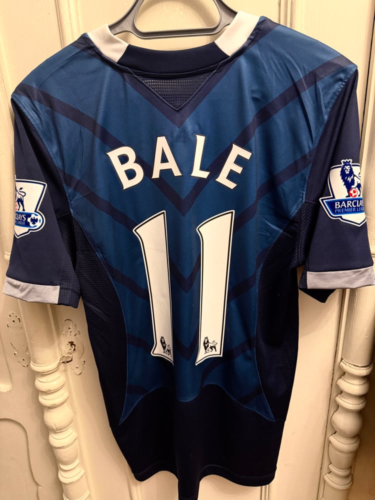 Image of Tottenham Hotspur “BALE 11” 2012/13 Away Shirt + PL patches (S)