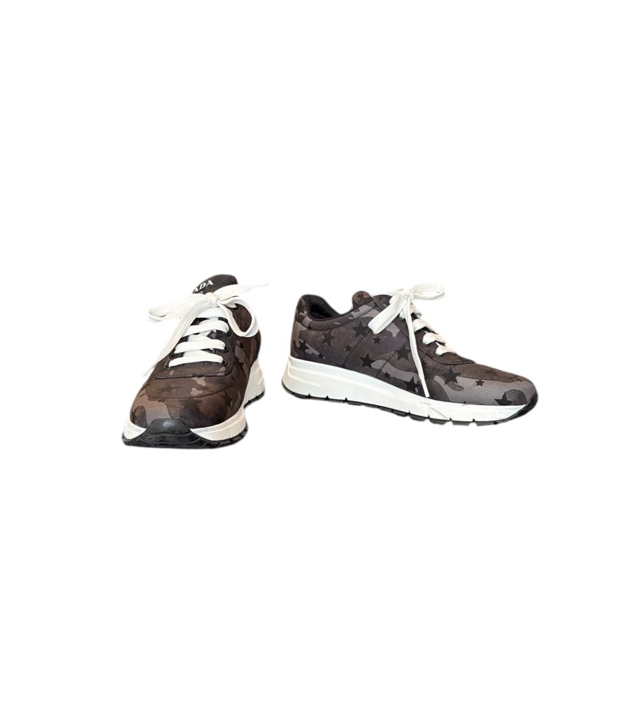 Image of Prada Size 37 Camouflage Sneakers 47-67