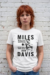 Image 1 of Camiseta Miles Davis