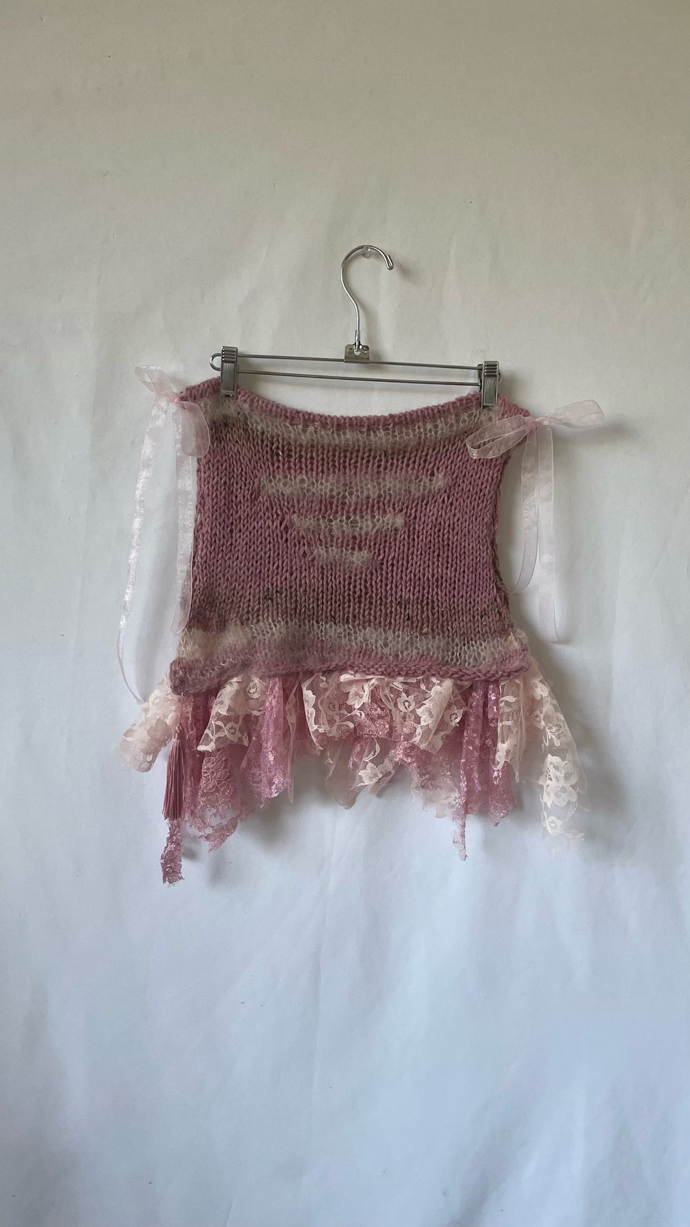 Lace and Shape Pink Skirt