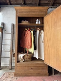 Image 10 of L’élégante armoire en chêne 