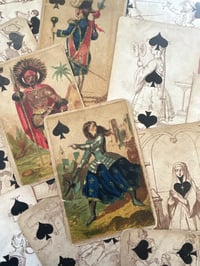 Image 4 of Jeu 52 de cartes très rares et anciennes, dite Jeanne Hachette ou Roi des Ribauds, 1860! 