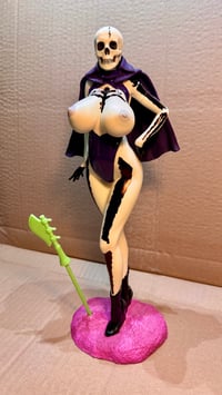 Image 2 of Lady Scare Glow