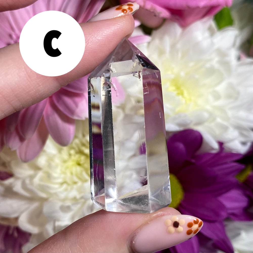 Image of Small Clear Quartz Tower (High Quality)