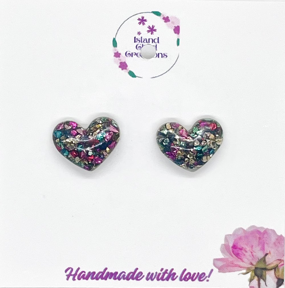 Image of SPARKLY HEART STUDS 