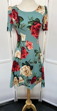 Image 4 of Vestido floral 