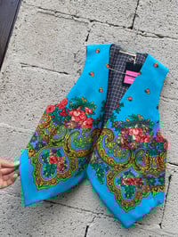 Image 2 of Chaleco feito a man. FOLIADA103. Talla XS