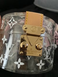 Image 4 of LV Logo Clear Case 