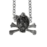 Image 3 of skull necklace