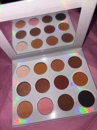 In The Nude eyeshadow 