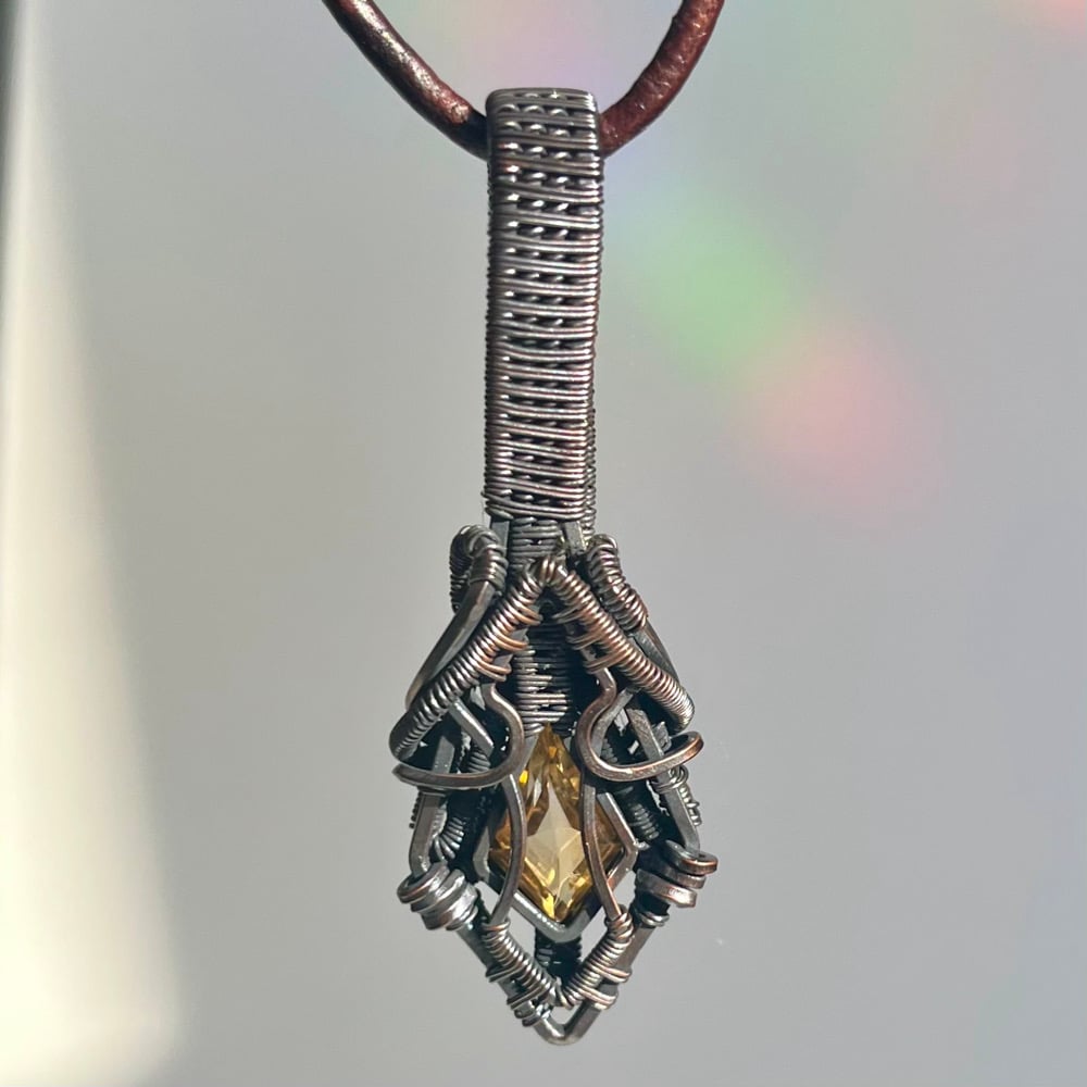 Image of Solar Core – Faceted Citrine Pendant