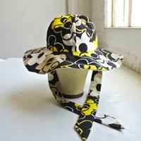 Image 3 of Reworked Wide Brim Hat 60s Flower Power Medium