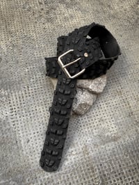 Image 2 of “Trace” tire belt