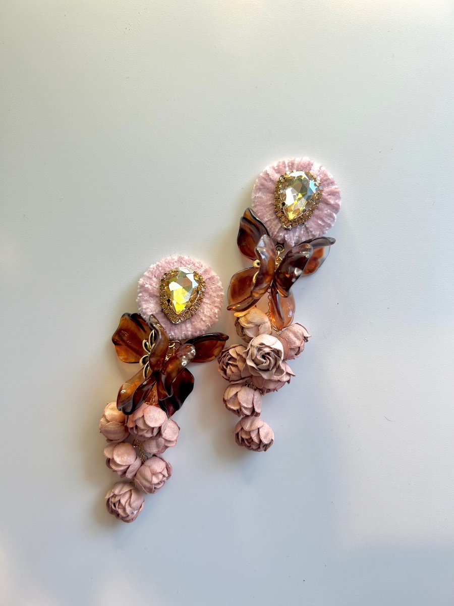 Image of Antonella E earrings