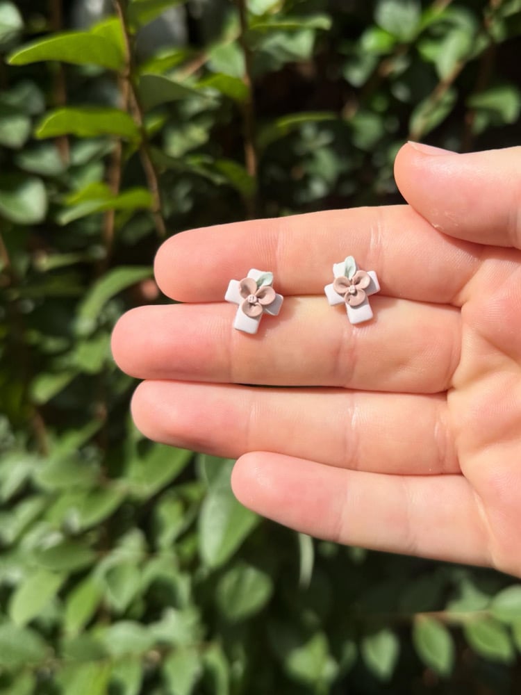 Image of Floral cross studs 