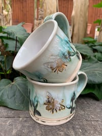 Image 3 of Bee Mug