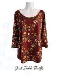 Image 4 of New 2X Amana Floral Top #579*13