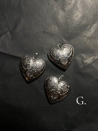 Image 11 of Ellen Hutter Locket