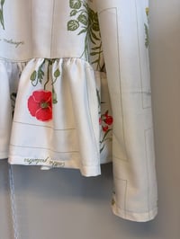 Image 12 of Flower Molly shirt (medium)