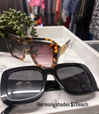 Image 3 of Harmony shades