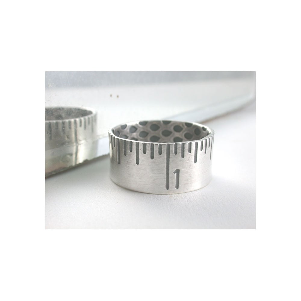 Image of ruler ring