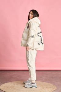 Image 7 of PLUMAS HELSINKI