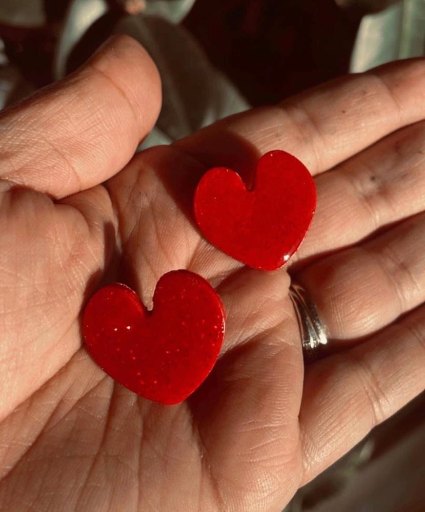 Image of Sparkly jumbo heart studs 