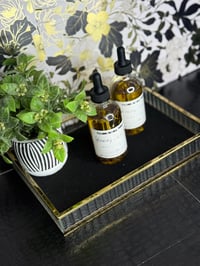 Image 3 of 4oz Glowing Skin Serum 