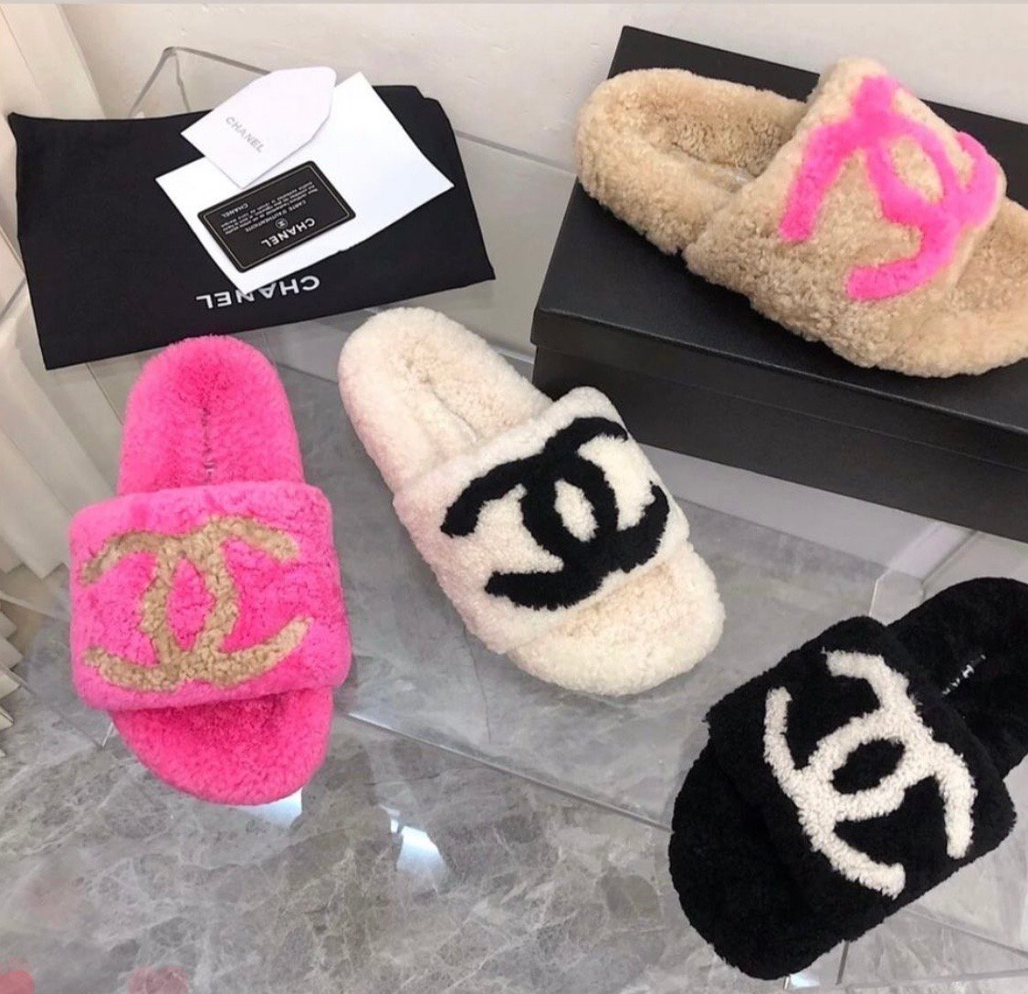 Fluffy Slides Size 9 & 10 | FlyLuxChic