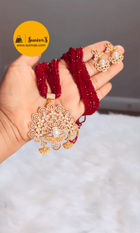 Image 3 of Ranjana_Long American Diamond Hydrocrystal/Hydropotey Necklace Set