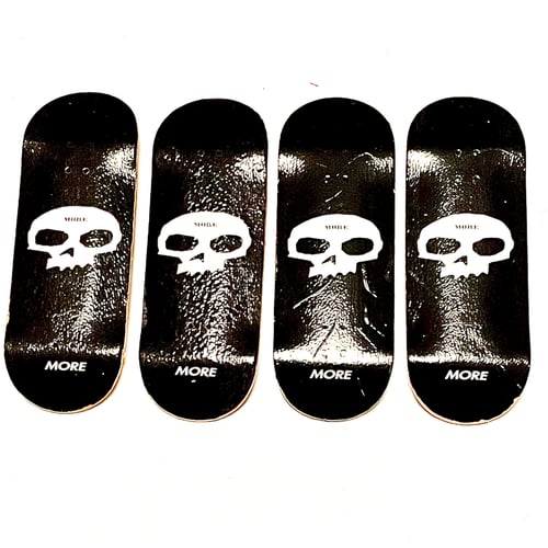 Image of More Fingerboard Deck "ZERO"