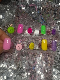 Image 4 of  New Colorful button gel press on nails