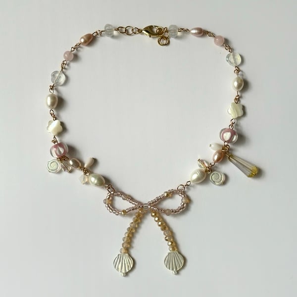 Image of mother of pearl bow