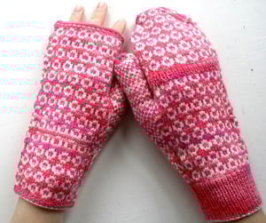 Image of Snooks- fingerless mitts or fliptop mitts PDF Pattern